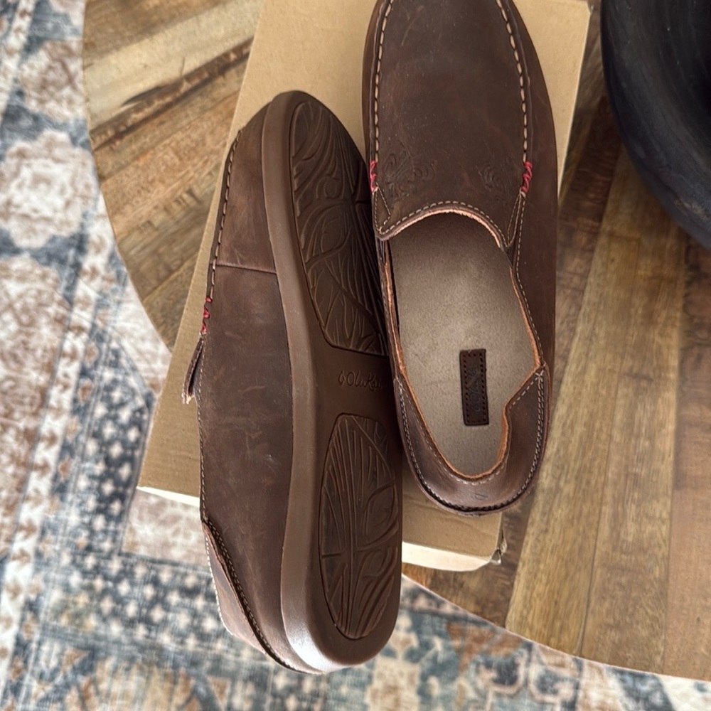 OluKai Women's Brown Leather Slip-Ons